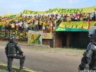 Foto: Barra: Alta Tensión Sur • Club: Atlético Huila • País: Colombia