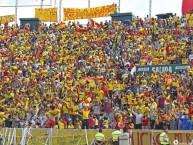 Foto: "Aucas Ãdolo del Pueblo" Barra: Armagedón • Club: Aucas • País: Ecuador