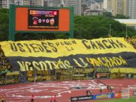 Foto: Barra: Avalancha Sur • Club: Deportivo Táchira • País: Venezuela