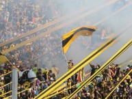 Foto: Barra: Avalancha Sur • Club: Deportivo Táchira