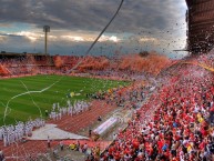 Foto: Barra: Baron Rojo Sur • Club: América de Cáli