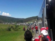 Foto: "Caravana" Barra: Baron Rojo Sur • Club: América de Cáli • País: Colombia