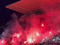 Foto: "copando Tunja" Barra: Baron Rojo Sur &bull; Club: América de Cáli