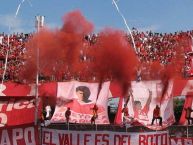 Foto: Barra: Baron Rojo Sur • Club: América de Cáli