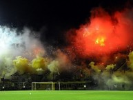 Foto: "Inauguración del Estadio Campeón del Siglo 28/03/2016" Barra: Barra Amsterdam • Club: Peñarol