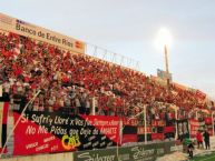 Foto: Barra: Barra Fuerte • Club: Patronato