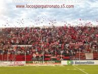 Foto: Barra: Barra Fuerte • Club: Patronato