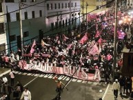 Foto: Barra: Barra Popular Juventud Rosada • Club: Sport Boys