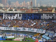 Foto: "Este amor verdadero" Barra: Blue Rain • Club: Millonarios • País: Colombia