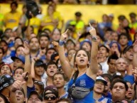 Foto: "Tribunera" Barra: Boca del Pozo • Club: Emelec • País: Ecuador