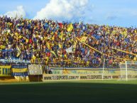 Foto: Barra: Chancholigans • Club: Sportivo Luqueño