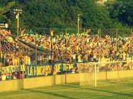 Foto: Barra: Chancholigans • Club: Sportivo Luqueño