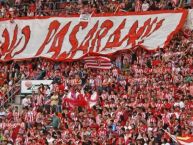 Foto: Barra: Comando Rojiblanco • Club: Club Necaxa