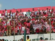 Foto: Barra: Comando Rojiblanco • Club: Club Necaxa