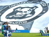 Foto: Barra: Comandos Azules • Club: Millonarios • País: Colombia