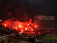 Foto: Barra: Cronica Roja • Club: Deportivo Cuenca