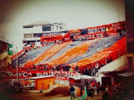 Foto: Barra: Cronica Roja • Club: Deportivo Cuenca