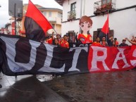 Foto: Barra: Cronica Roja • Club: Deportivo Cuenca