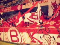 Foto: Barra: Diablos Rojos Tacna • Club: Coronel Bolognesi