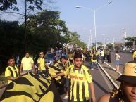 Foto: Barra: Dominio Aurinegro • Club: Alianza Petrolera • País: Colombia