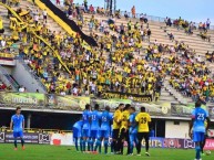 Foto: Barra: Dominio Aurinegro • Club: Alianza Petrolera • País: Colombia