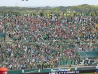 Foto: Barra: Frente Radical Verdiblanco • Club: Deportivo Cali • País: Colombia