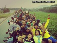 Foto: Barra: Frente Radical Verdiblanco • Club: Deportivo Cali • País: Colombia