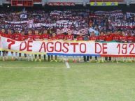 Foto: Barra: Frente Rojiblanco Sur • Club: Junior de Barranquilla • País: Colombia