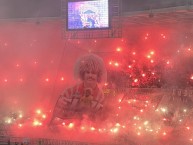 Foto: "Homenaje de la hinchada de Junior a el historico Valderrama" Barra: Frente Rojiblanco Sur &bull; Club: Junior de Barranquilla