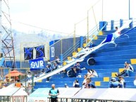 Foto: "La FA una hora antes del partido" Barra: Fuerza Azul • Club: Cartaginés