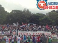 Foto: Barra: Furia Pampera • Club: Luis Ángel Firpo