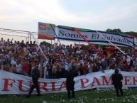 Foto: Barra: Furia Pampera • Club: Luis Ángel Firpo