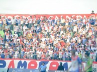 Foto: Barra: Furia Pampera • Club: Luis Ángel Firpo