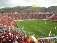 Foto: Barra: Fvria Roja • Club: Cienciano • País: Peru