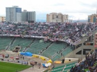 Foto: "En Bolívia contra Bolívar 14/03/2018" Barra: Garra Blanca • Club: Colo-Colo