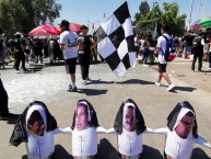 Foto: "Anti universidad católica (anti monjas)" Barra: Garra Blanca • Club: Colo-Colo