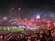 Foto: "Campeón de Chile 2024" Barra: Garra Blanca • Club: Colo-Colo • País: Chile