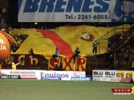 Foto: Barra: Garra Herediana • Club: Herediano