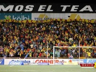 Foto: "Nunca caminaras solo" Barra: Garra Herediana • Club: Herediano