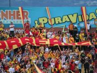 Foto: Barra: Garra Herediana • Club: Herediano