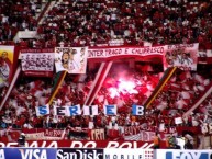 Foto: Barra: Guarda Popular • Club: Internacional