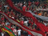 Foto: Barra: Guarda Popular • Club: Internacional