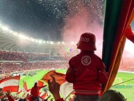 Foto: Barra: Guarda Popular • Club: Internacional