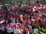 Foto: Barra: Guarda Popular • Club: Internacional