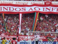 Foto: Barra: Guarda Popular • Club: Internacional