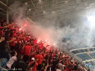 Foto: "greNAL 437" Barra: Guarda Popular • Club: Internacional