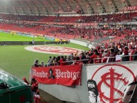 Foto: "Bonde Perdiga, núcleo Guarda Popular Estrela/Lajeado" Barra: Guarda Popular • Club: Internacional