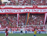 Foto: Barra: Guarda Popular • Club: Internacional