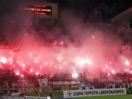 Foto: Barra: Guarda Popular • Club: Internacional