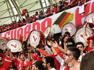 Foto: Barra: Guarda Popular • Club: Internacional